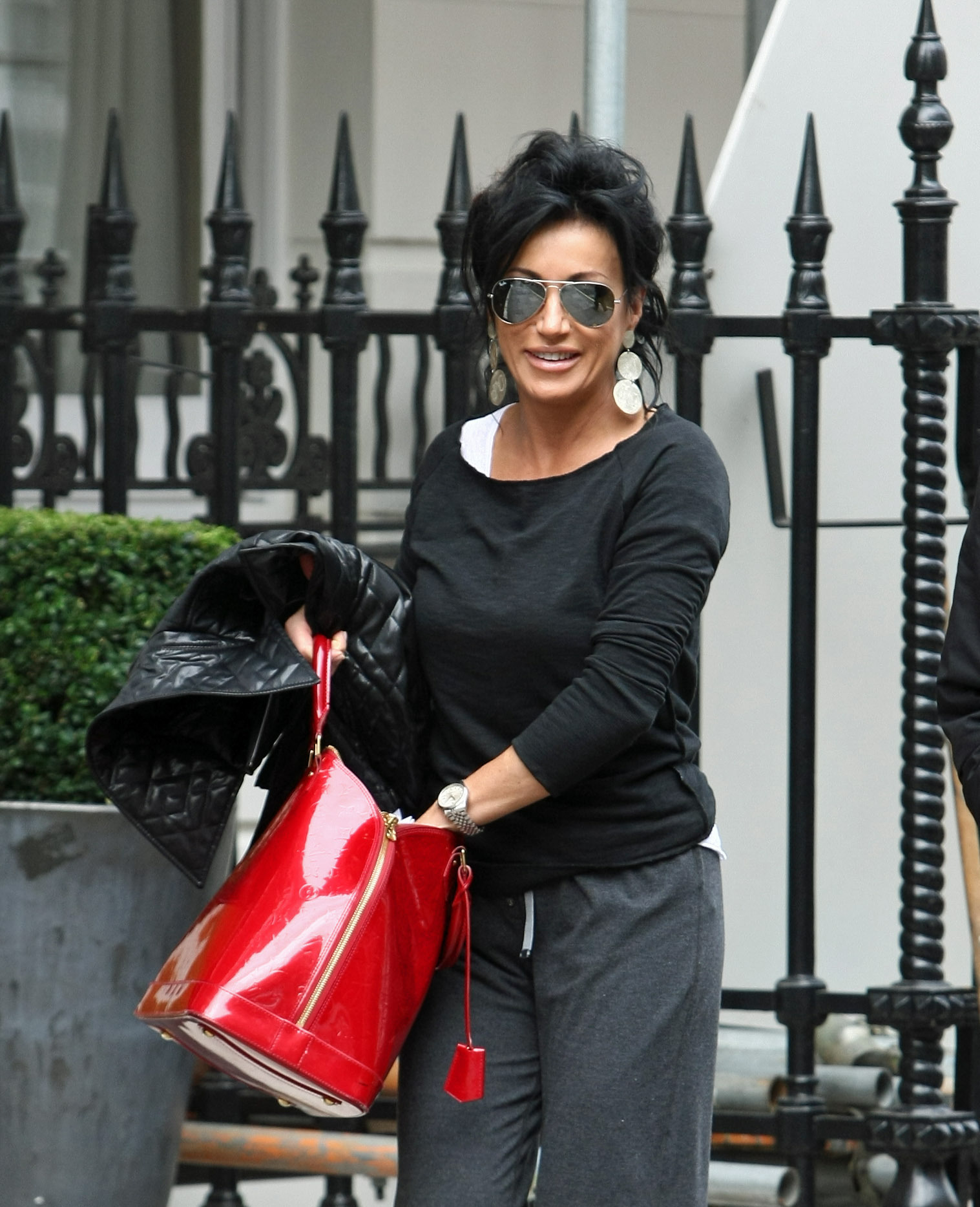 Nancy Dell'Olio is seen leaving a medical building on Harley Street | Picture 101274